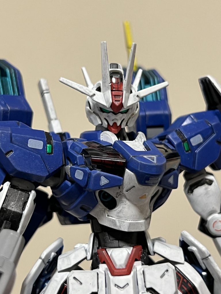 改修型という事で、少し汚れた感じが出せればと思いつつ。エッジのところはシルバーで禿げた感じにしてみました。