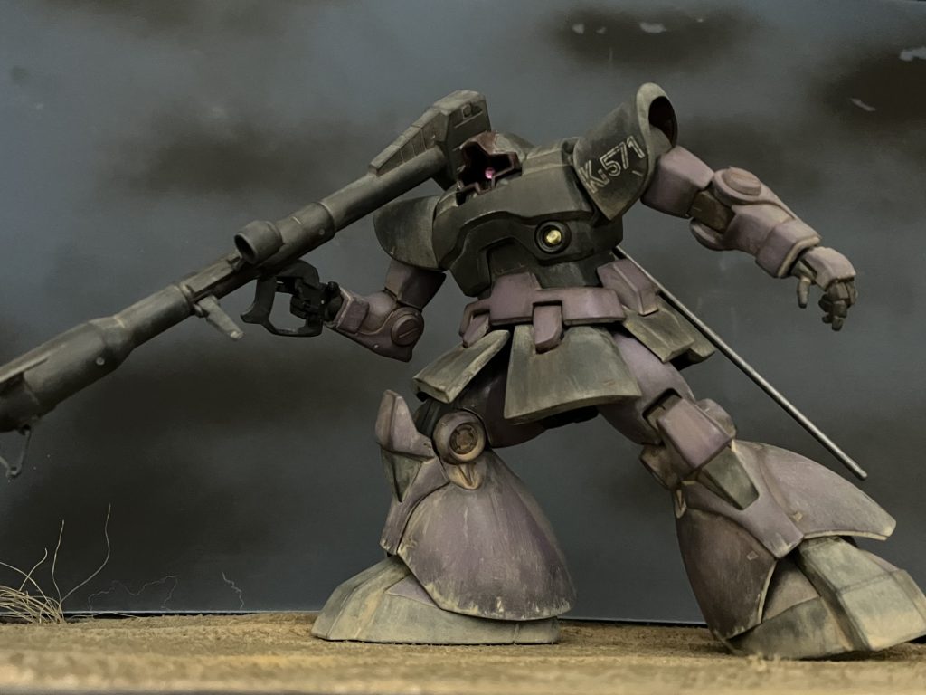 ボリュームがありカッコイイのですがイマイチ躍動感がなく弄ってみました。こんな変なポーズも出来ますよ笑以上、支持してくださった方、又はアンチの方、作品を観てくださりありがとうございました🙇♂️またいつか新作が出来るまでさらばこれにて❗️