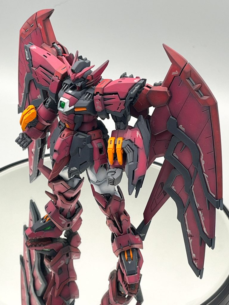 ▲まずはエピオン。素晴らしい造形で安定感もあり塗装もしやすいパーツ分け。RGを改造するような度胸はなかったので今回改造は一切ナシです。強度が心配でしたが、全体的に固定がしっかりしていてポロリしない事に感動しました。