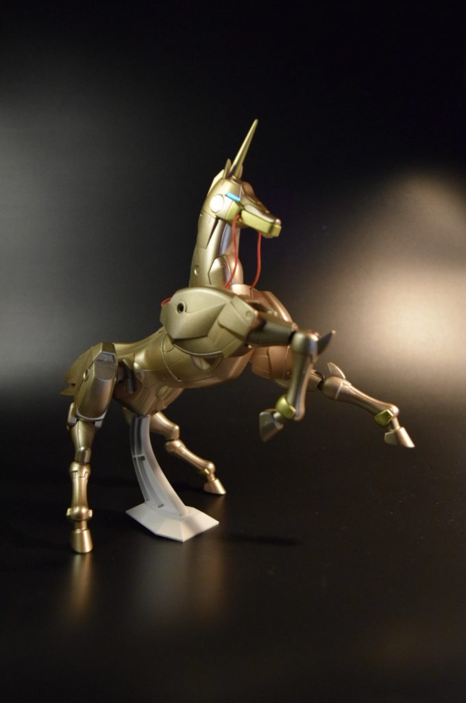 風雲再起もメインカメラを蛍光で塗装しています。