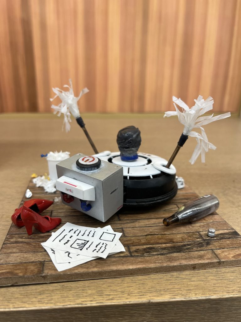 青に塗装してグフに寄せてもよかったのですが、今回はルンバカラーに寄せてみました😎