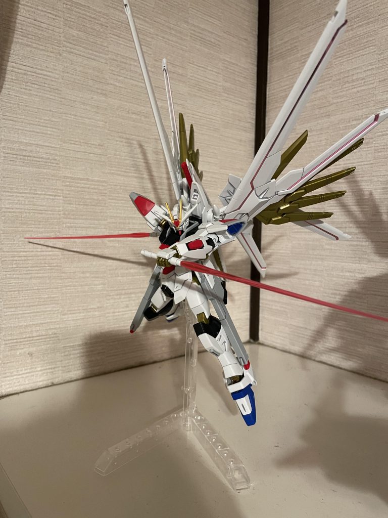 セイバー滅多斬りシーンの再現フリーダム系の格闘シーンで一番好きなポージング