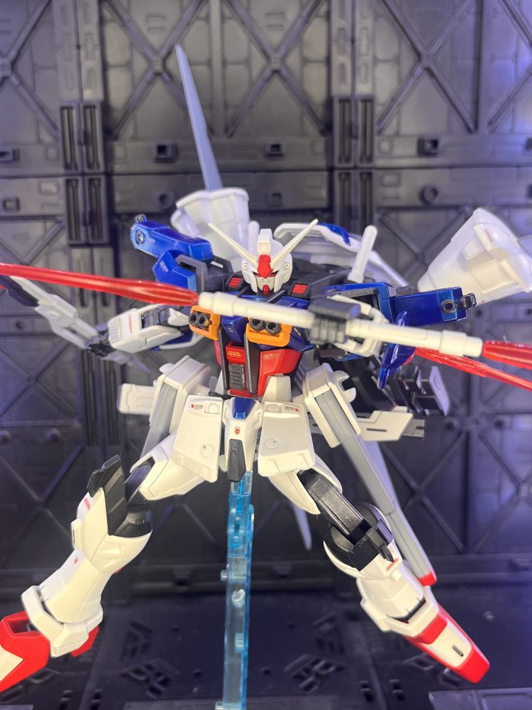 ビームサーベル4に加え対艦刀1装備してるため機動力を生かして接近戦ができるようにしてみました。