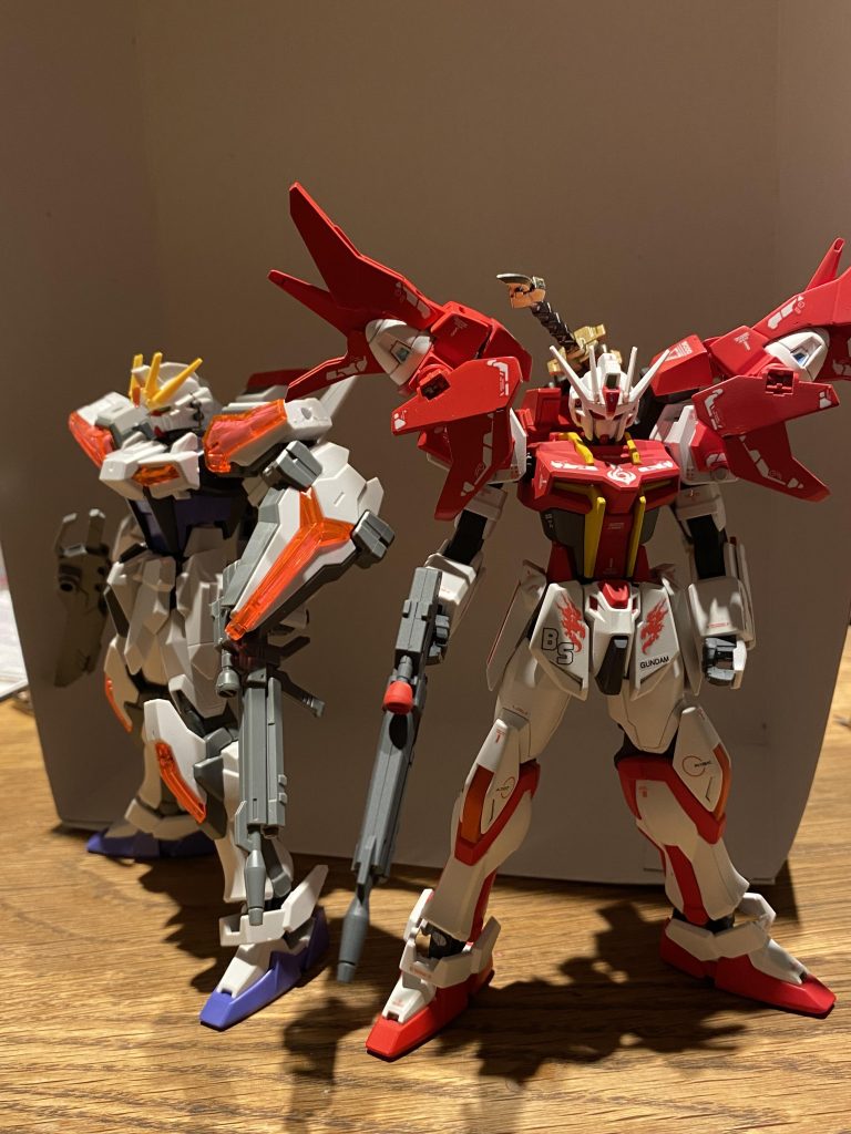 制作途中。前作のビルドブレイズを進化させたいなーと思っていたところ、ビルドストライクエクシードギャラクシーがあまりにもカッコよく、制作をスタート。