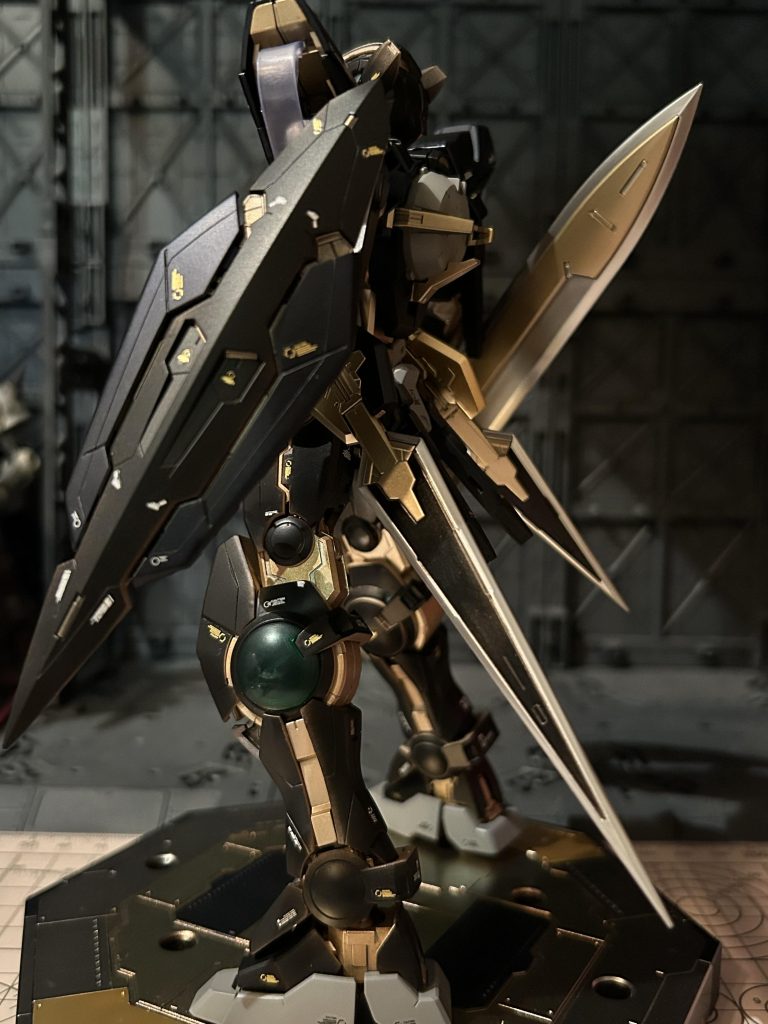 MGエクシア–2枚目/制作者：@shenyi333