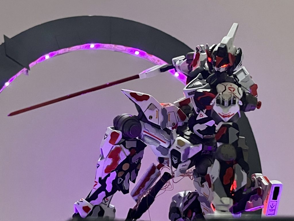コンセプト通り宇宙世紀のMS感が無くなりつつも、近未来のMSらしさみたいなものが出せたのではないでしょうか?やはりHADESは最高だ!
