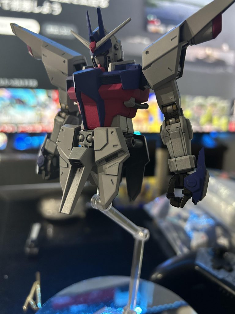 股下に3ミリ穴あけにてスタンド付けながらイメージしました