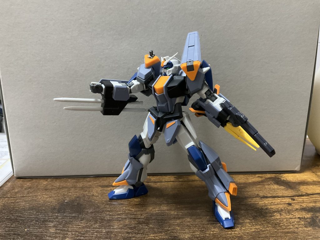 OPのブリッツみたいなポージングさせたかったけど干渉しまくって上手く行きませんでした