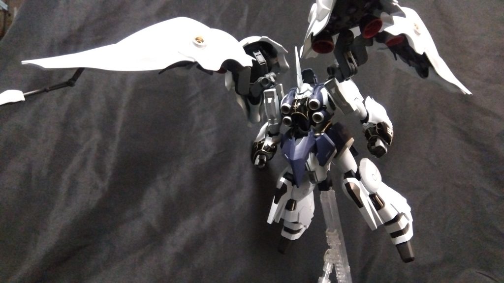 サブアーム伸ばすと「写ってはいけないトコ」まで写ってしまうw