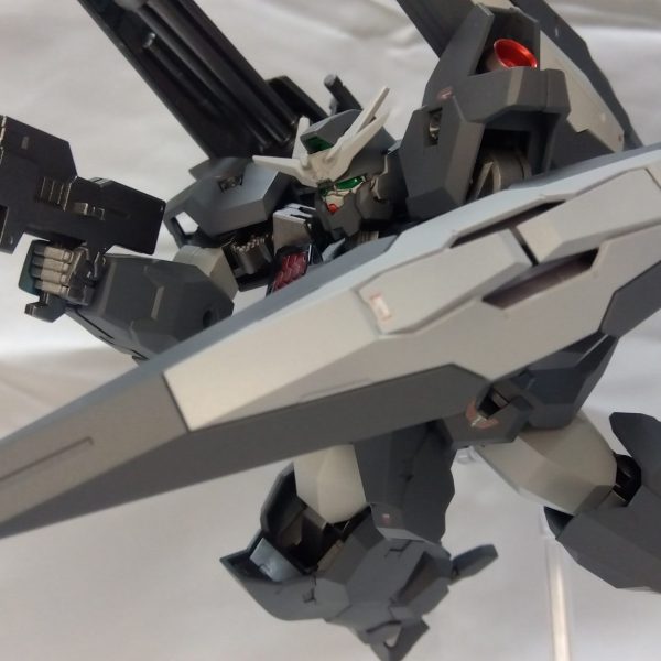 ガンダムルブリスウル　『ロールアウト試験機』