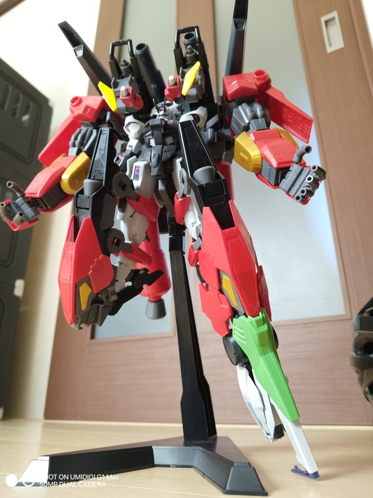 ガンダムシュバルゼッテ　キメラ–4枚目/制作者：プーリテン