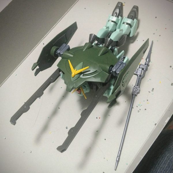 フォビドゥンガンダム（MA形態）