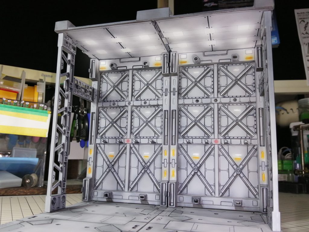 HGジム ＆ MSハンガー　ジオラマ？　アニメ塗り–4枚目/制作者：p.e.n.n.y.1