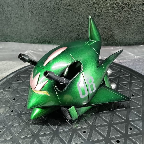 ララァ・スン専用モビルアーマー（エルメス）