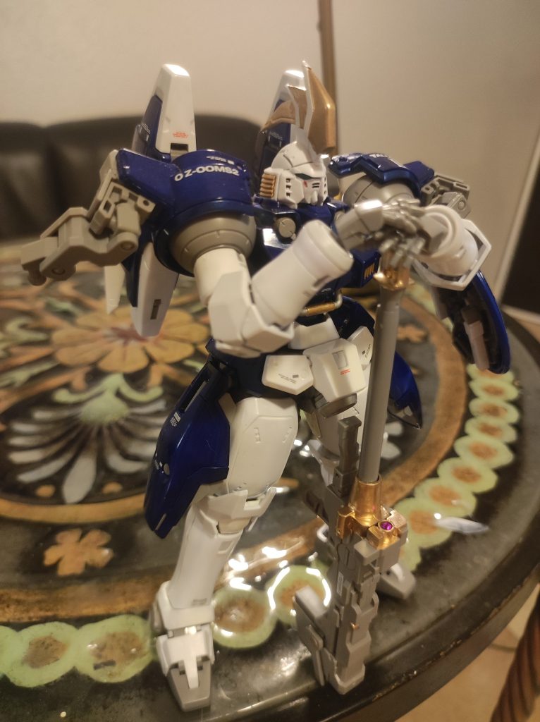 最後は斜めからの印象的なシーンです。