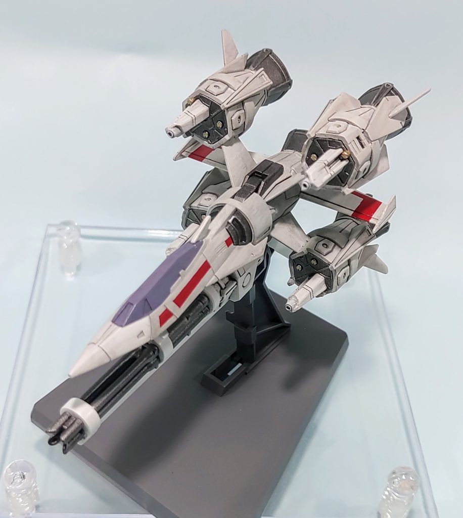 X戦闘機を意識して、ミサイルポットの発射口をビーム口風にしてみました。