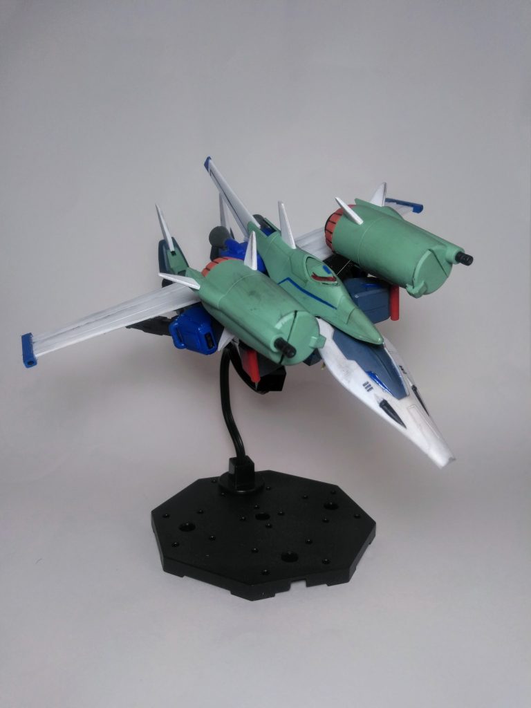 以前に投稿した事がアルこの子 🤭SEEDコンに参戦するにアたり当たり前にサメ🦈❓ではツマラナイのでチョッと弄ってみました  😁改造蛇足作業により空を自由に翔べそうなシルエットを再現 😤💨 ﾃﾞｷﾀｶﾅｧ？・・・そして何百通りの不思議作例がこの世に存在するのだろう？ 😩💦