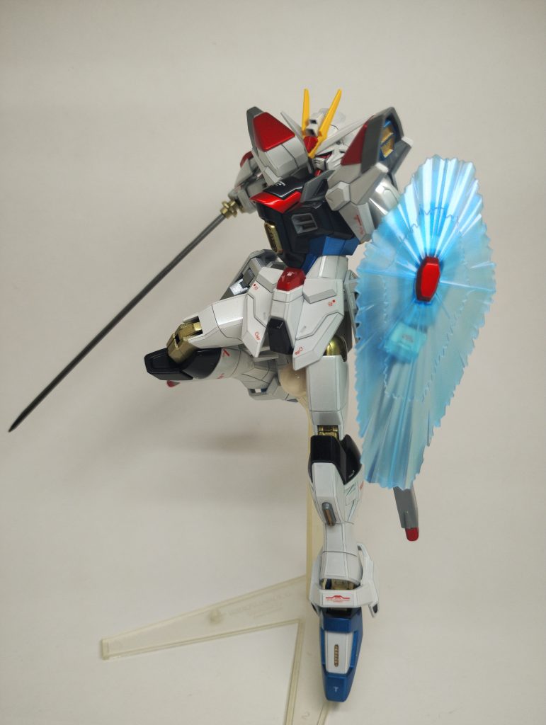 バックパック有りもいいけど、ゴチャついてないシンプルな方が実は好みです。シャイニングとかエクシアとか