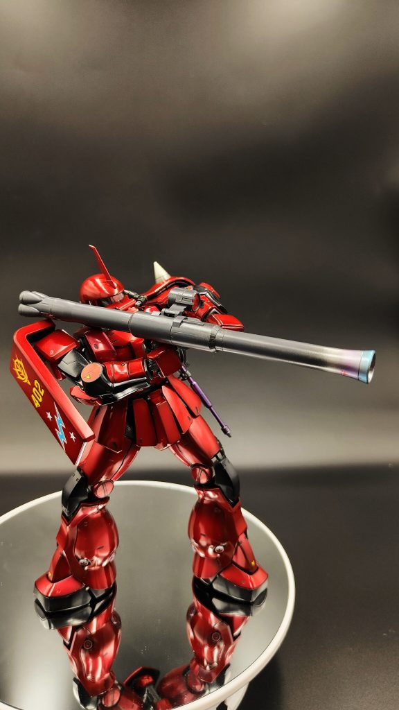 MGザク2はジョニーライデン機はパーツがかなり残るので他のバージョンにも出来るかも。