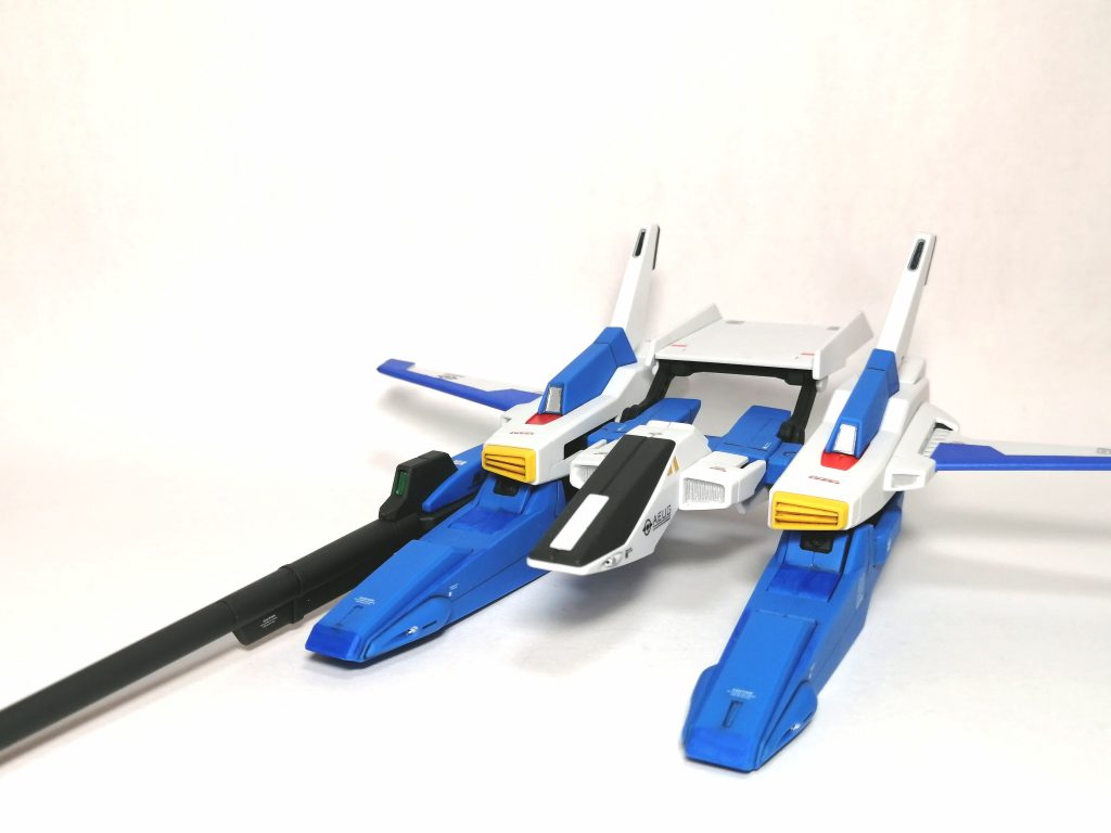 Gディフェンサーの白背景。最後まで見ていただき、ありがとうございます😸