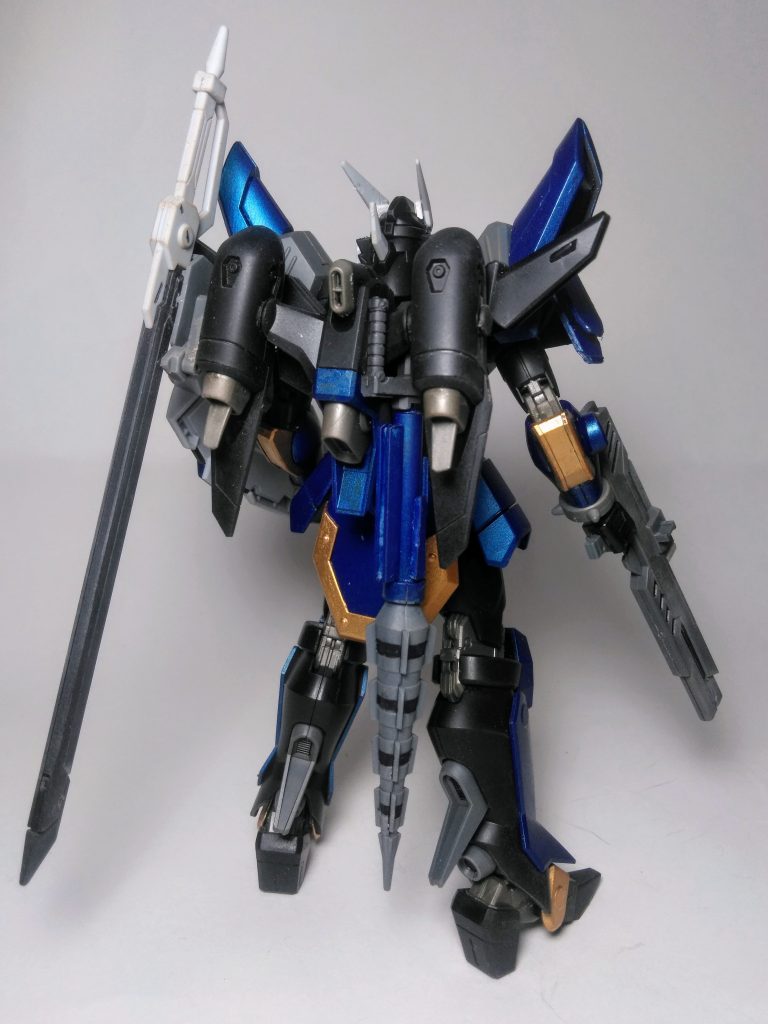 う~ん❗❗『スカーツ』をヤッたならば『ザウエル』もだなぁ! 😤💨と 云うわけで久方ぶりに『見えると嬉しいなシリーズ』をヤッテみます🤭モハヤ組み付け変形が面倒なので何時もの スタティック ディスプレイ は無しの方向で 😔ところで皆様『機甲界ガリアン & ザウエル 』ナンの事だか判ります❓🤭