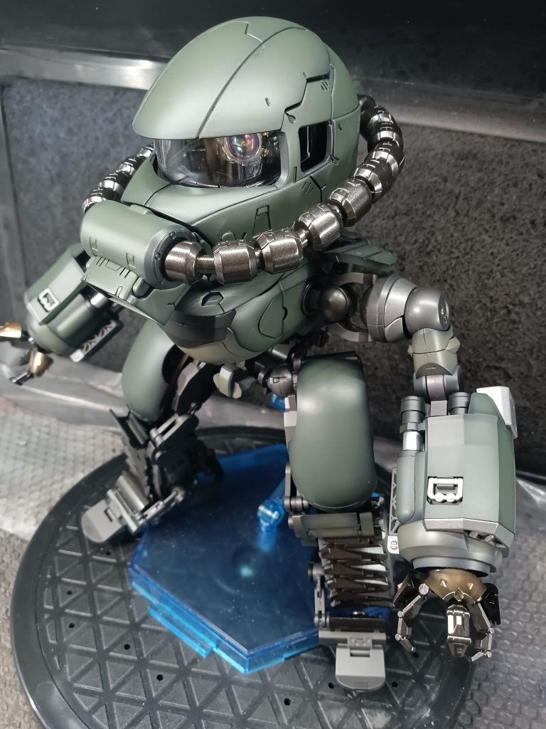 アッガイのように緊急回避は前転ですw