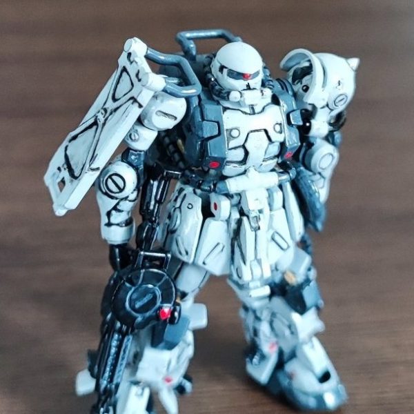 アーティファクトのザクⅡ