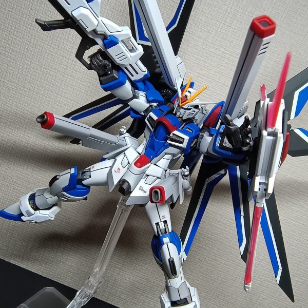 HGCE ライジングフリーダムガンダム