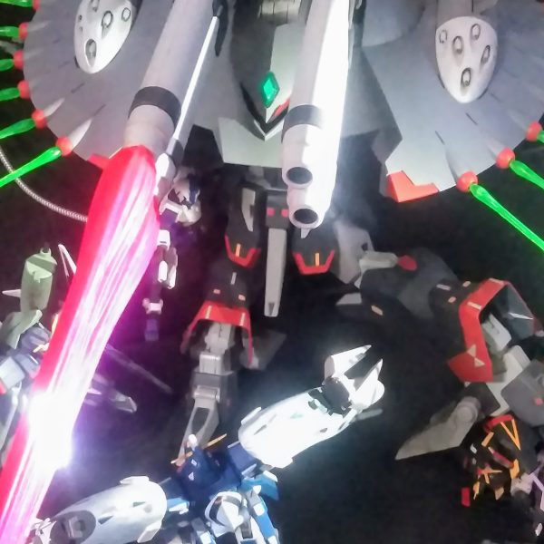 デストロイ ガンダム《ストレングセン》