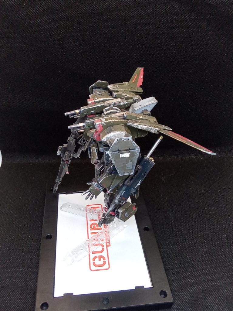 ビルダーズパーツのバインダーとビームキャノンを装備