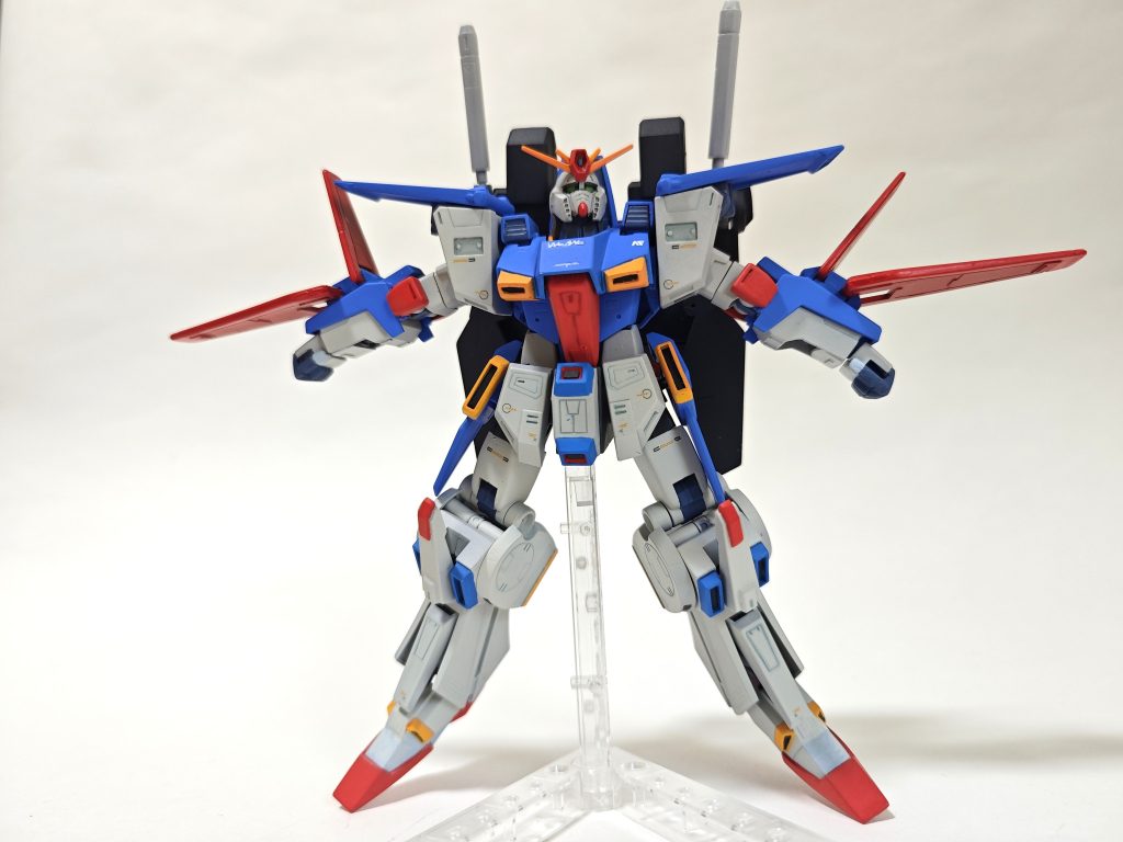 パワフルだが鈍重ではない。デブでもない。Zガンダムの後継機感よ!
