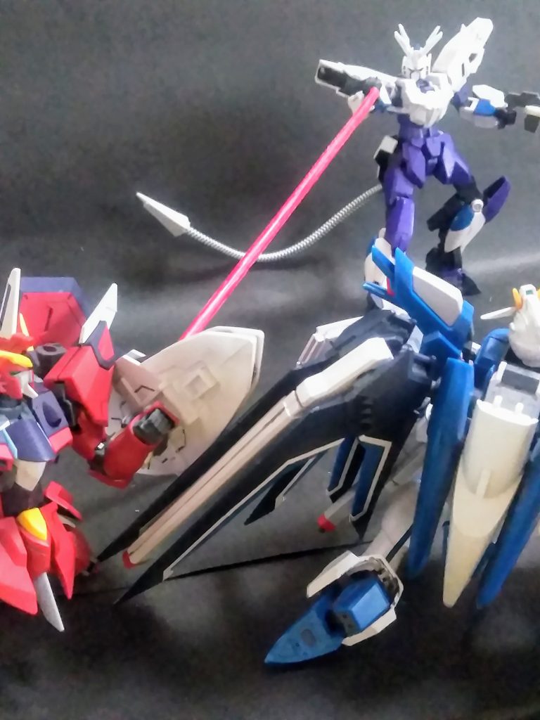 そして指先からもビームの発射が可能に 😚 🧠『タヒ光線(デスビーム)』・・・弟・不利ー座おなじみの指から細いビームを放つ技。