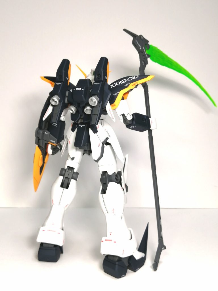 部分塗装・スミ入れ・水転写デカール貼り付け・つや消しトップコートで仕上げました。