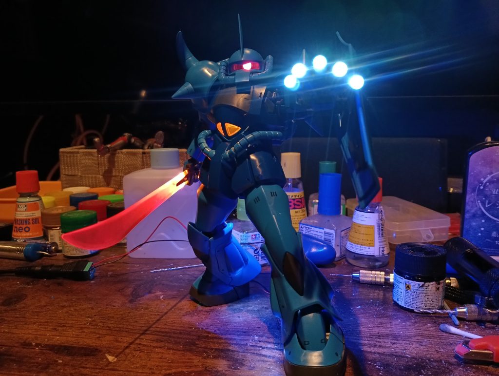 今回はフィンガーバルカンにLEDを入れることを第一の目標にしました☝️