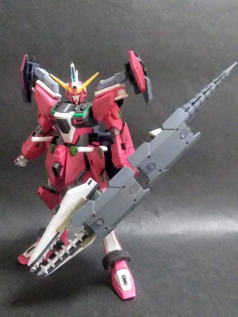 トコロで皆様この子の名前の元ネタと成る 😚「ナイト ジャスティス ガンダム」ってご存知ですか❓🧐 「ズゴックさん」の両手のアレを連結装備 😏