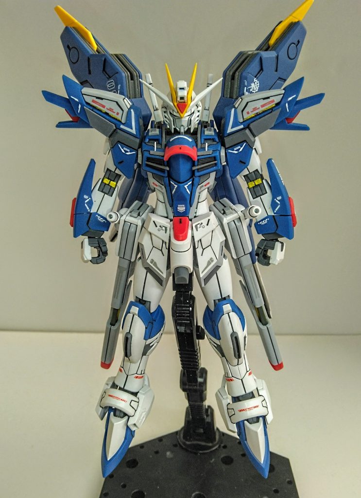 本当に取って付けて軽い改造しただけなので紹介することがないですが、やっぱカッコイイ!!!!!ちなみに自分は映画すら見ておらず内容を知りませんがまさかライフリがあんな姿になるなんて………