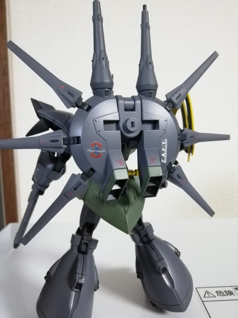 バックショットレジェンドのバックパックにジャンクの軸とか取り付けてゲルググメナースに接続