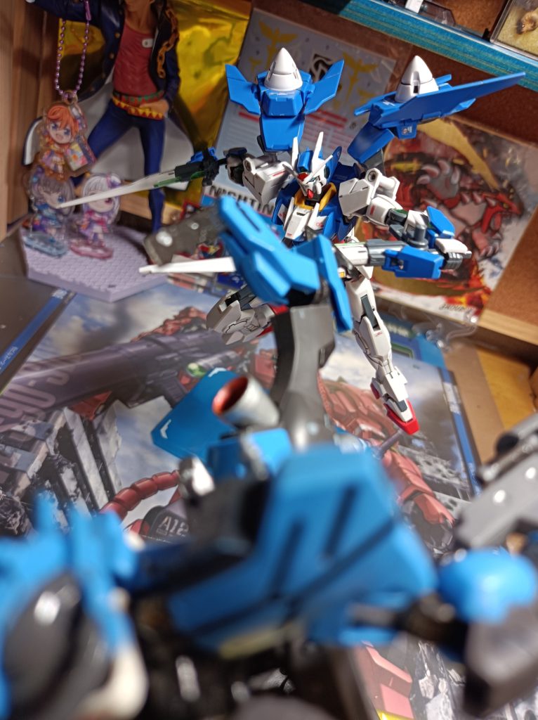 せっかくなんでパーツを無くしたり、デカールが上手く貼れないやらで没作になったヴィダールさんとタイマンしてもらいましょう。もうヴィダールは出て来ないであろう…