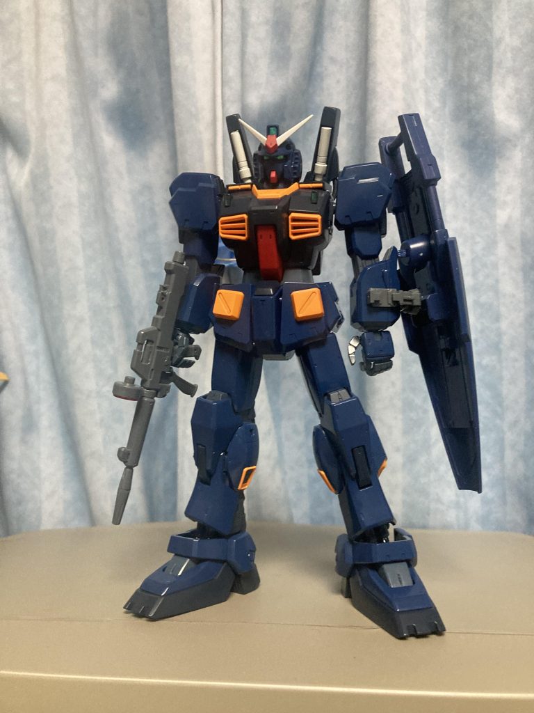 使用ガンプラジムクゥエル(肩)ガンダムKa (太もものガード)ガンダム4号機(サーベル・ふくらはぎのバーニア)武器(フルバーニアン)