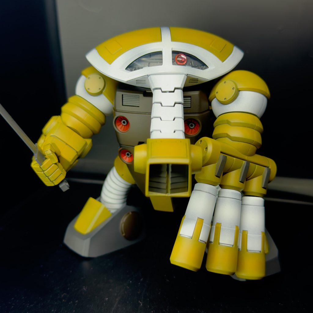 キットはMSV版なのですが、カラーはユニコーン版にしました。なんとなくこっちの色の方がかわいく見えたので。