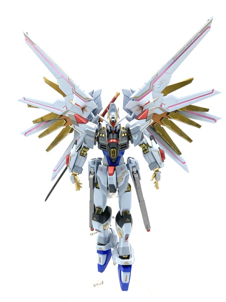 HGマイティーストライクフリーダム メッキ風塗装–4枚目/制作者:@machi_5oooo