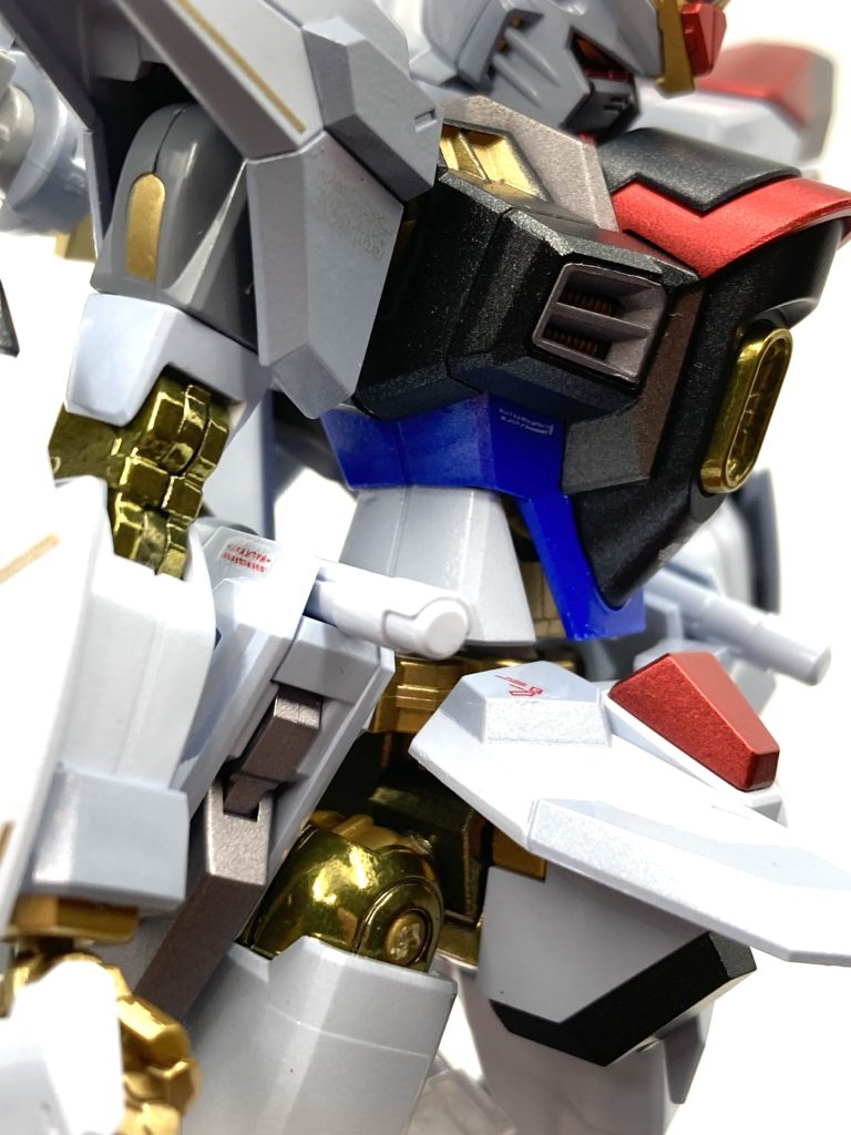 HGマイティーストライクフリーダム メッキ風塗装–4枚目/制作者:@machi_5oooo