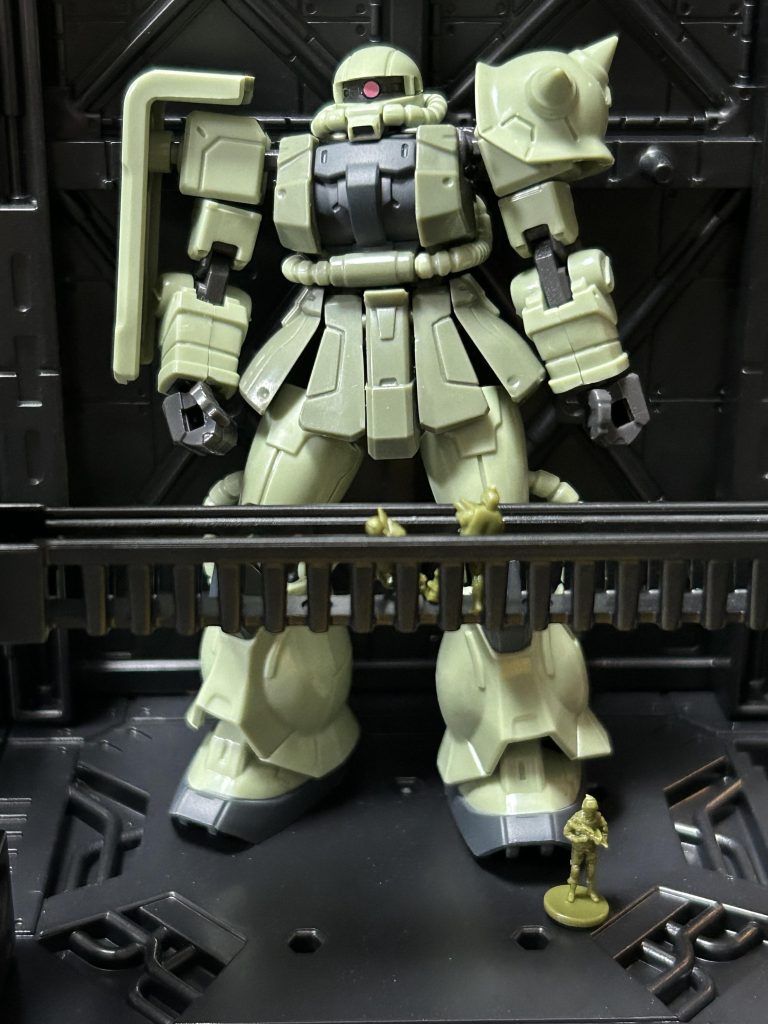 ジオン残党軍拠点–3枚目/制作者：ペケペケ