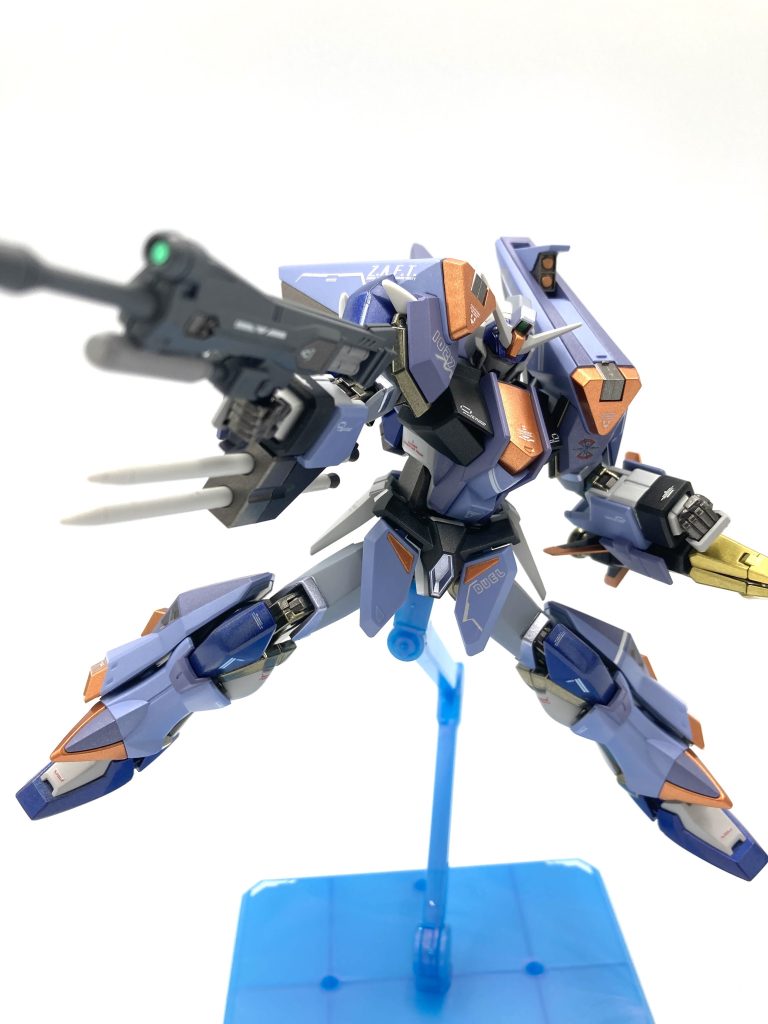 肩アーマーのせいで腕全然上がらないです