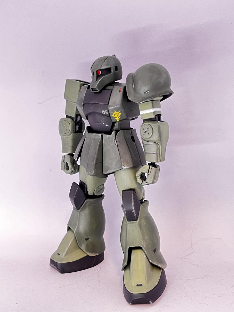 旧ザク　ラッカー筆塗り–2枚目/制作者：にゃんこつ