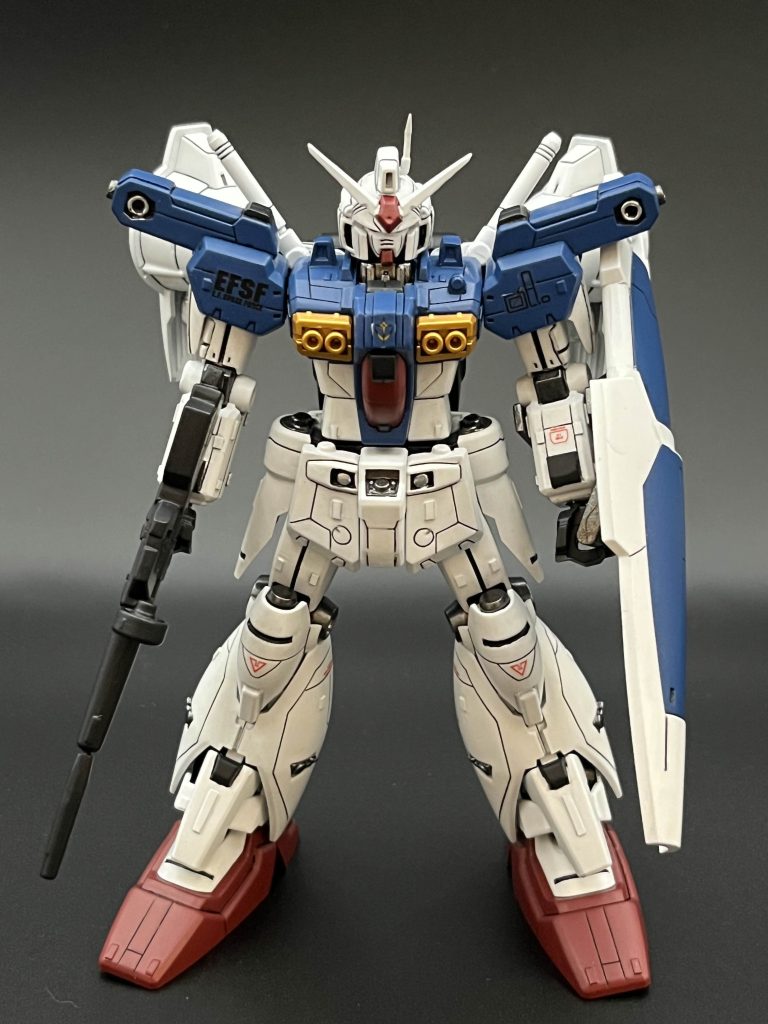 正面画像今回はスジボリ及びプラバンメインなので、デカールは少なめにしました