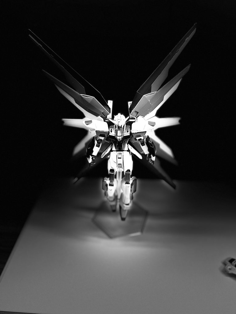 設定とか色々考えてたのですが今回は未完成なので完成した時に改めて投稿しようと思います!これからも精進していくので応援よろしくお願いします!