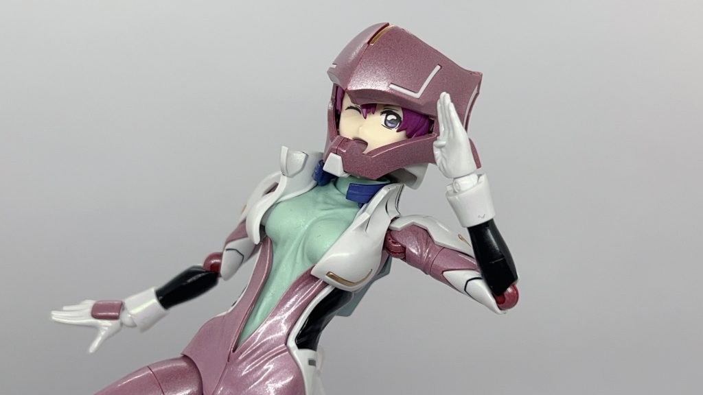 ヘルメットへの換装がスムーズにできます。