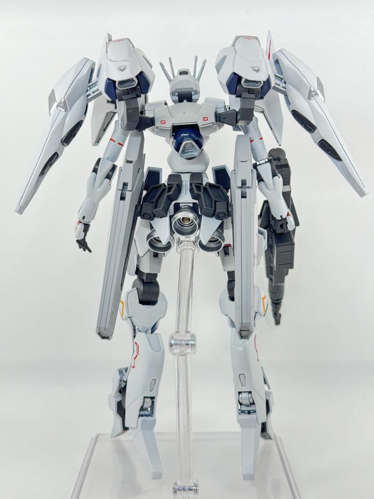 アーマードコアはやったことないですが、ガンダムっぽくない、かっこいいメカとして魅力の高いファラクトやザウォートはミキシングでよく使うようになりました。