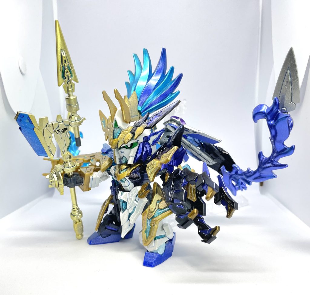 龍皇劉備ユニコーン！ギブバース！！カラーリングのほとんどはガンマカエアブラシです。やっぱりメタリックカラーはガンマカエアブラシが良いね。仕上げにホロ系のガンマカも使ったんだけど写真じゃ伝わらないなぁ…難しい…